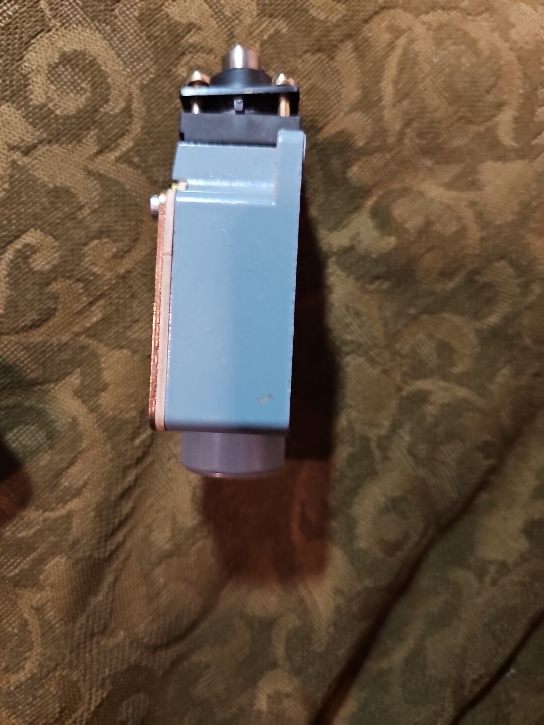 Telemecanique ZCKL1 Limit Switch with ZCK-D10 Button Head NEW NO BOX
