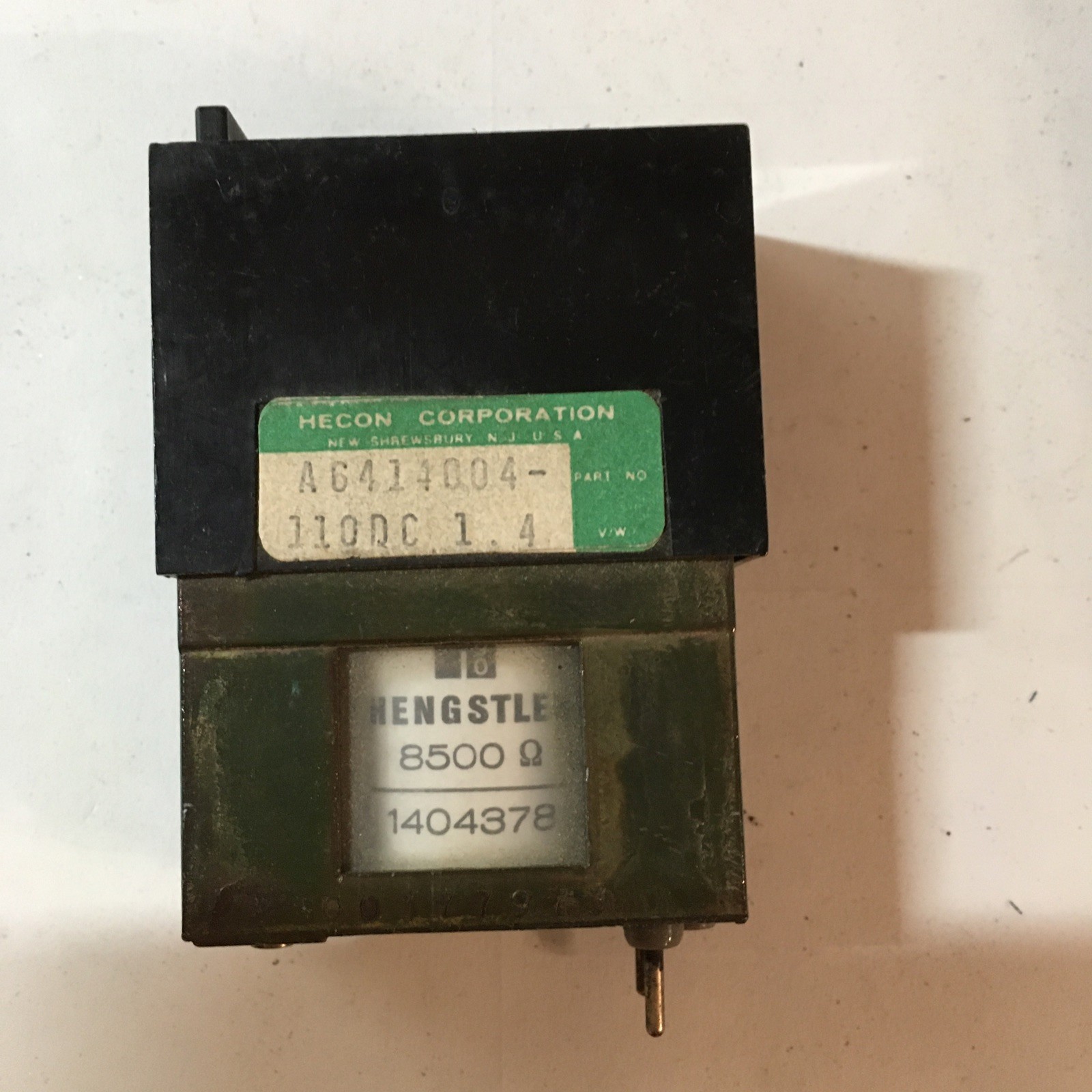 VTG Hecon A6414004-110DC.1.4 4 digit Resetable Counter 8500ohm coil UEC