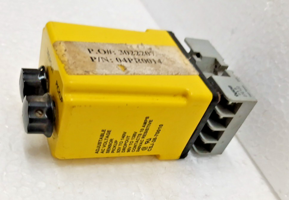 Tyco Electronics Potter & Brumfield CSJ-38-70010 Adjustable Voltage Sensor 220 V