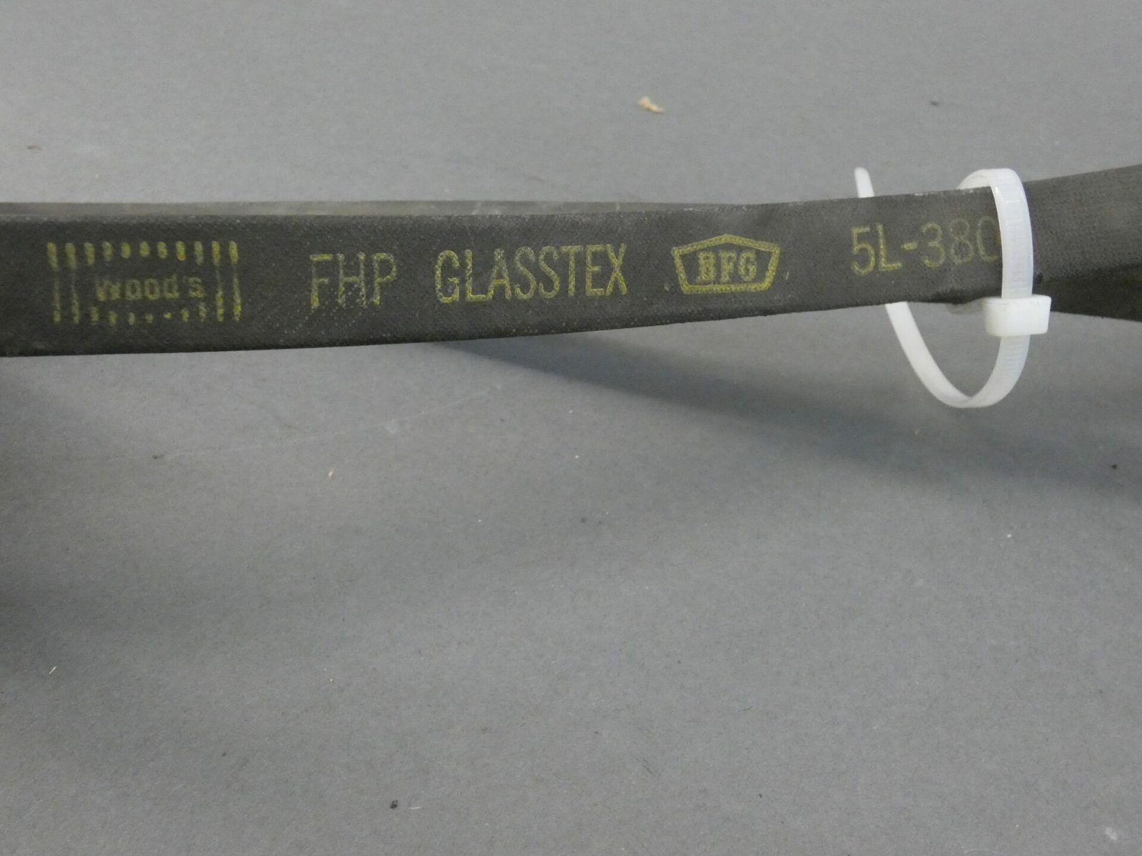 Woods 5L380 V-Belt, FHP Glasstex – NEW Surplus!