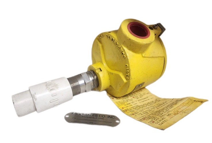 FCI FLT93S-1B1A202C1B00000 115VAC Liquid Flow Quick Ship Fluid Components Intl