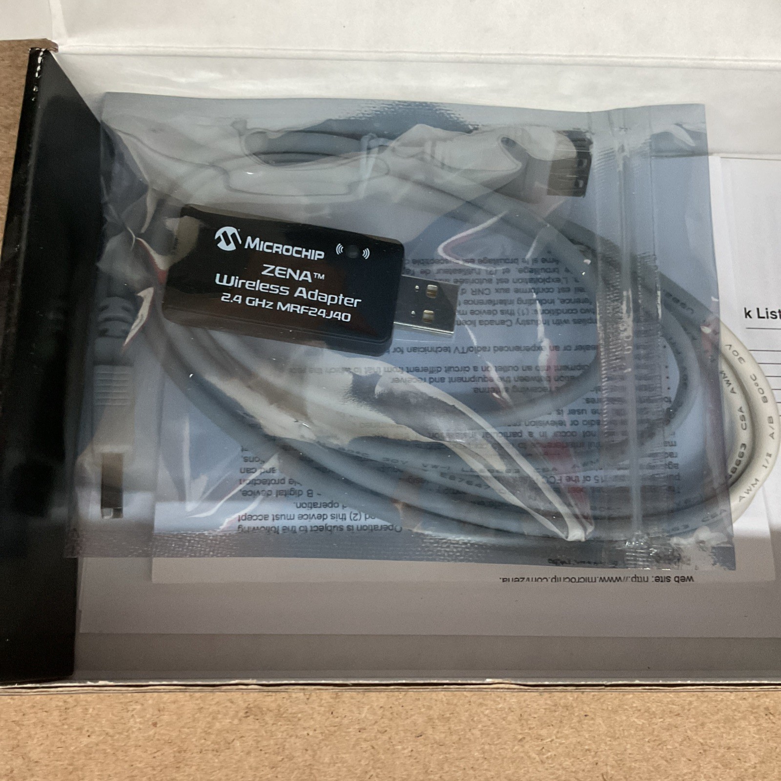 Microchip Development Tools AC182015-1 Zena Wireless Adapter – 2.4 GHz MRF24J40