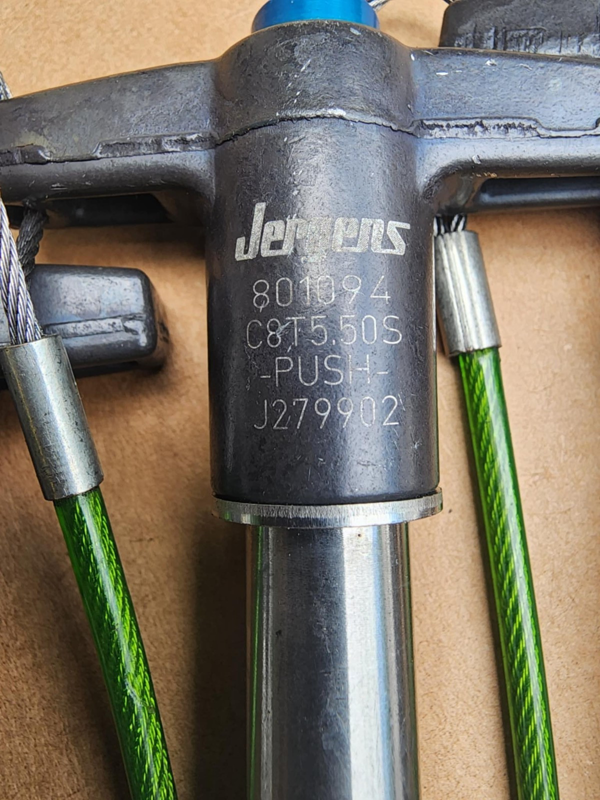 Lot of 6 Jergens KLP 801094 (5)/KLP 801086 (1) Quick Release Pin T-Handles Used