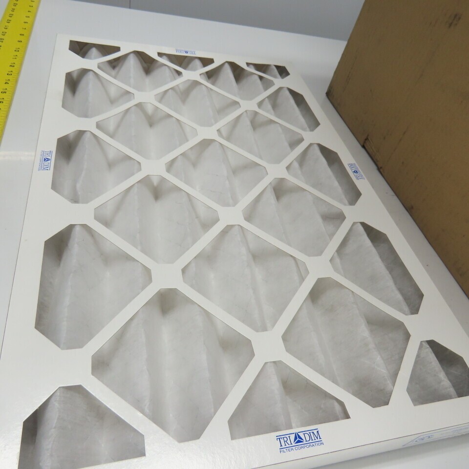 Tri Dim 825P Tri-Pleat 16″ x 25″ x 2″ Air Filter Lot Of 12