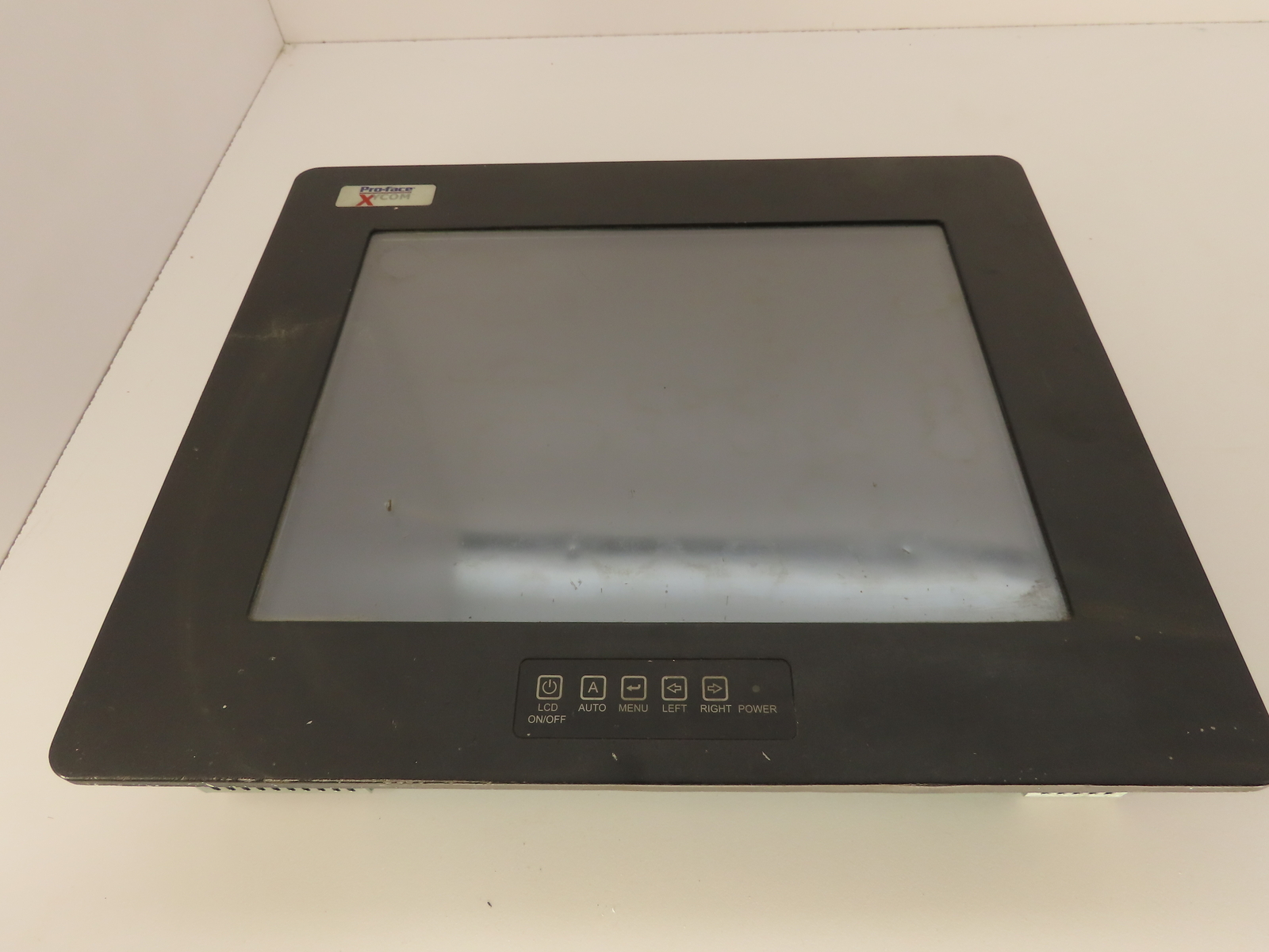 Xycom Automation Proface 5015R2-01000002011 5015T/R2 Operator Interface Monitor