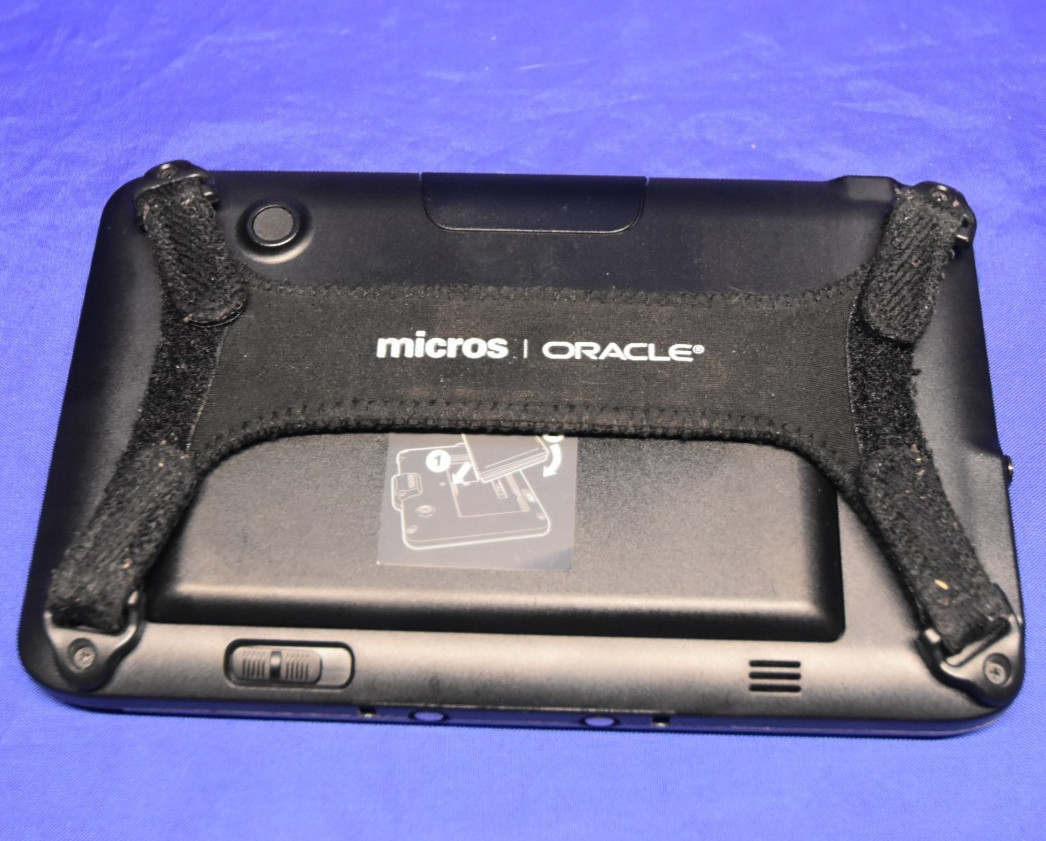 Oracle MICROS Tablet 721; 7″ Touch Display, w/ MSR, 7118411, Charger, extra batt