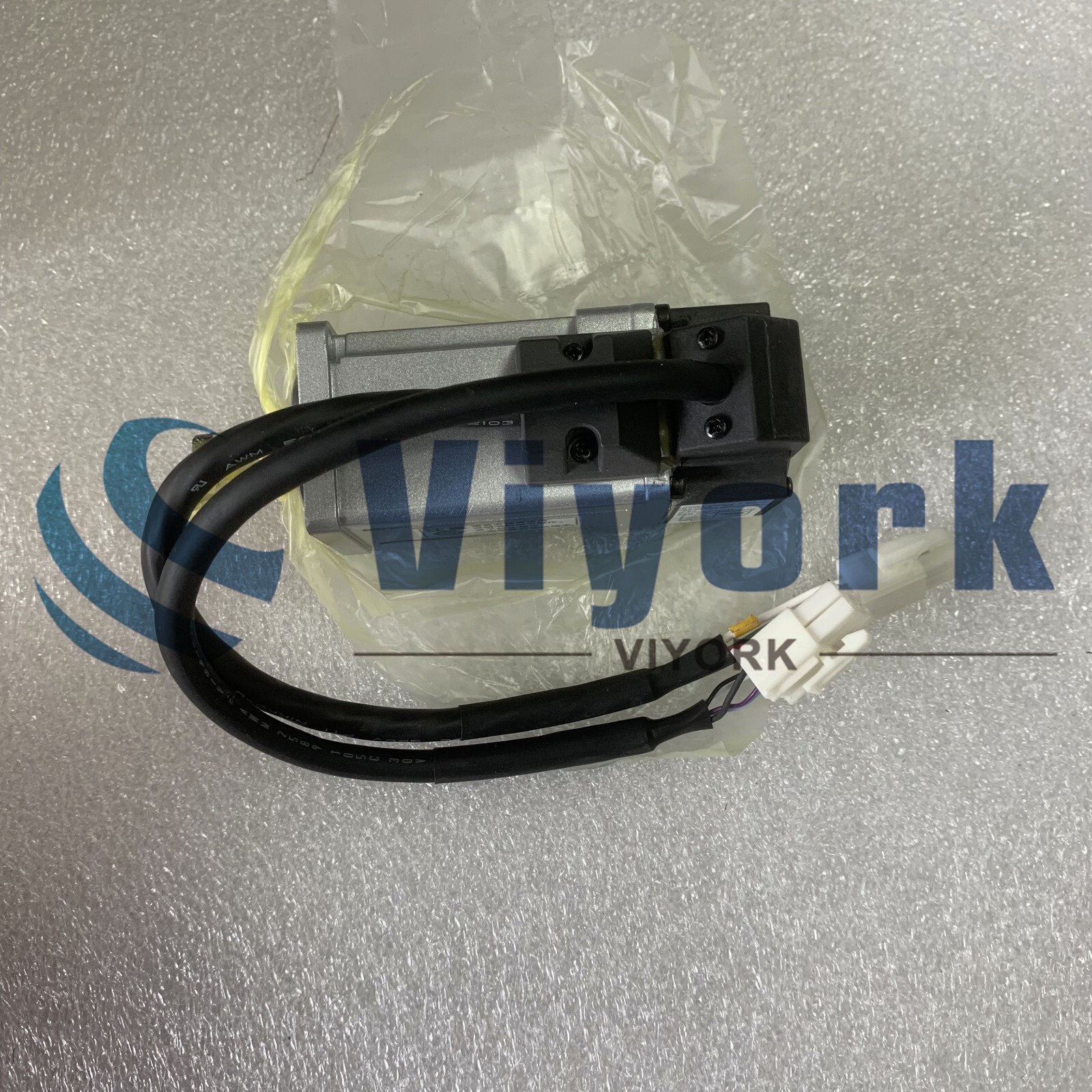 Omron R88M-G10030H-S2 AC SERVO MOTOR G-SERIES/SMART STEP 100W 1.1AMP 3000RPM NEW