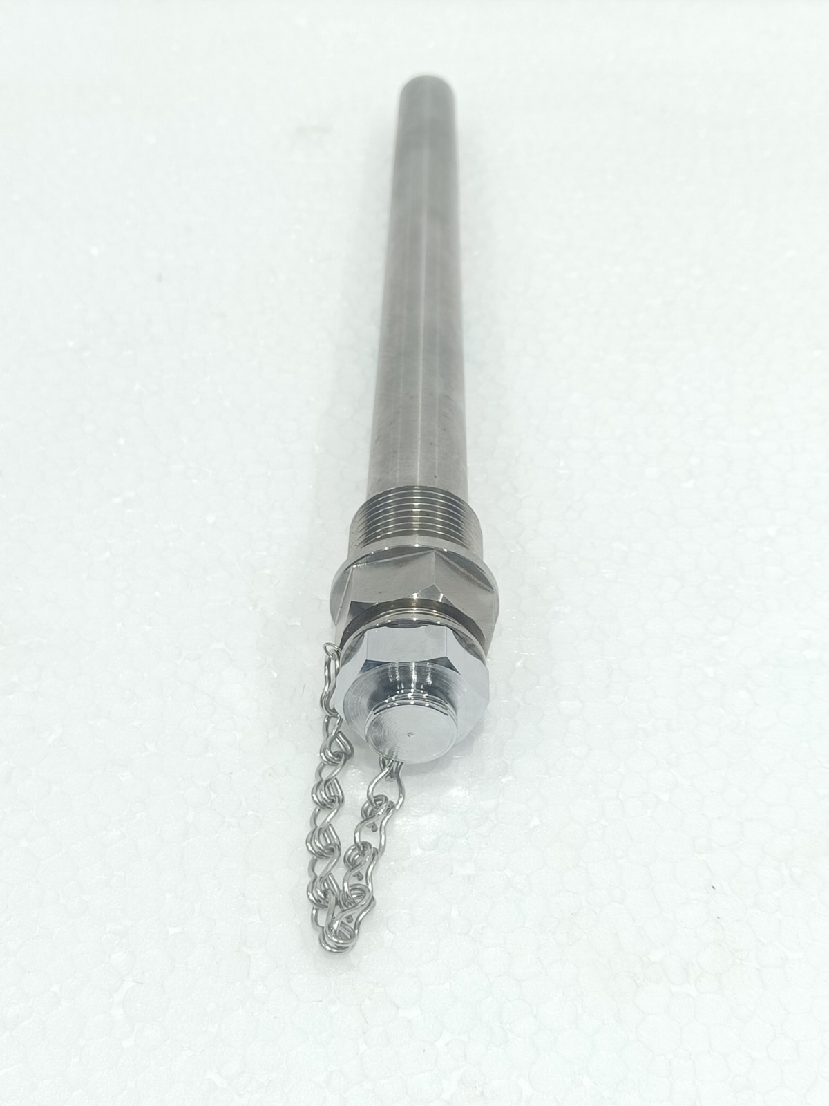STAINLESS STEEL THERMOWELL WITH THREADED CONNECTION AND PROTECTIVE CAP – 1/2 NPT