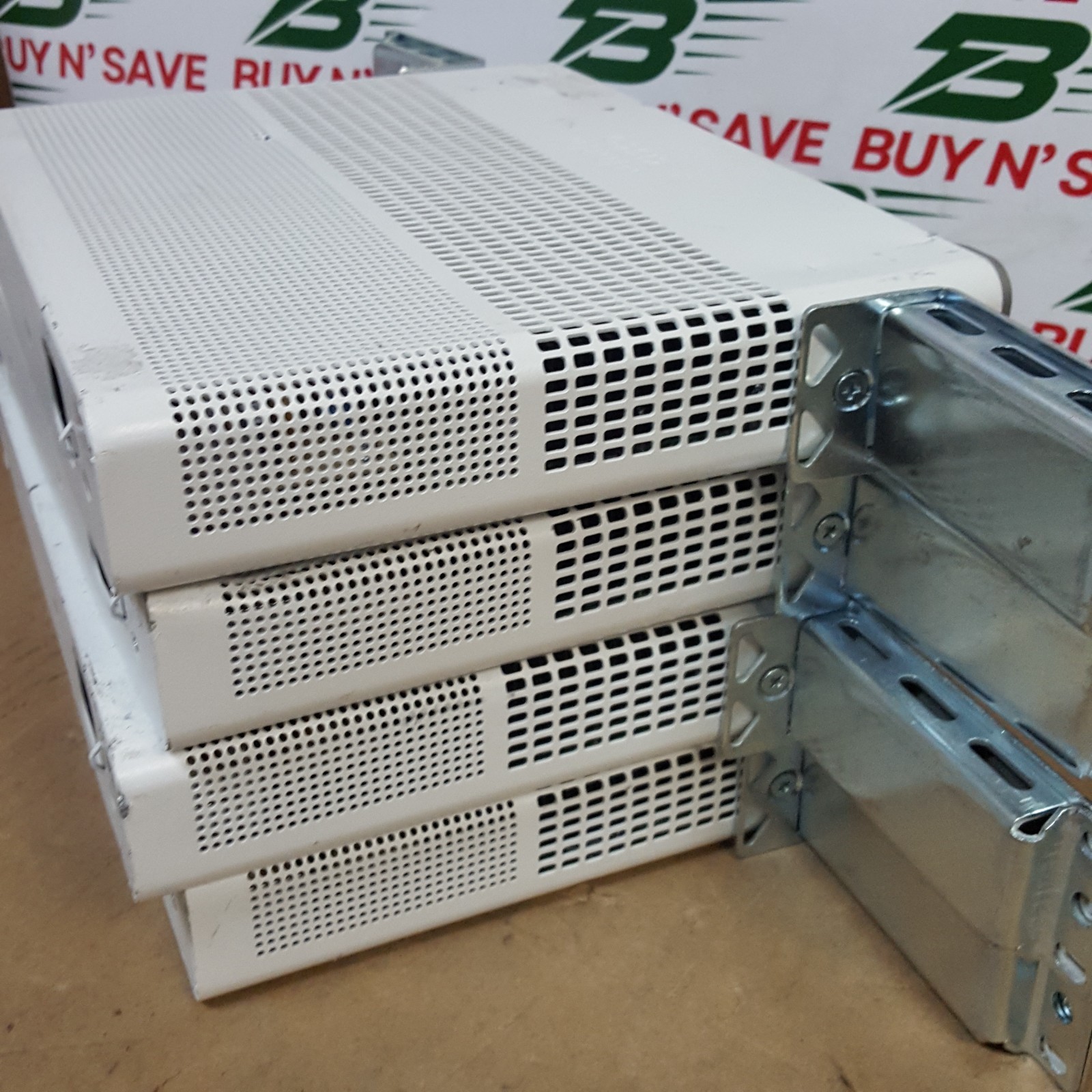 Lot of 4- Cisco Catalyst WS-C3560CX-12TC-S V04 (No Power Crds) Powers On – USED