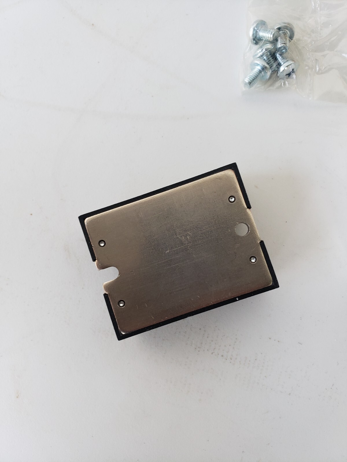 Crydom HA48110 Solid State Relay module Screw Mount 480v 90-280v 110A new