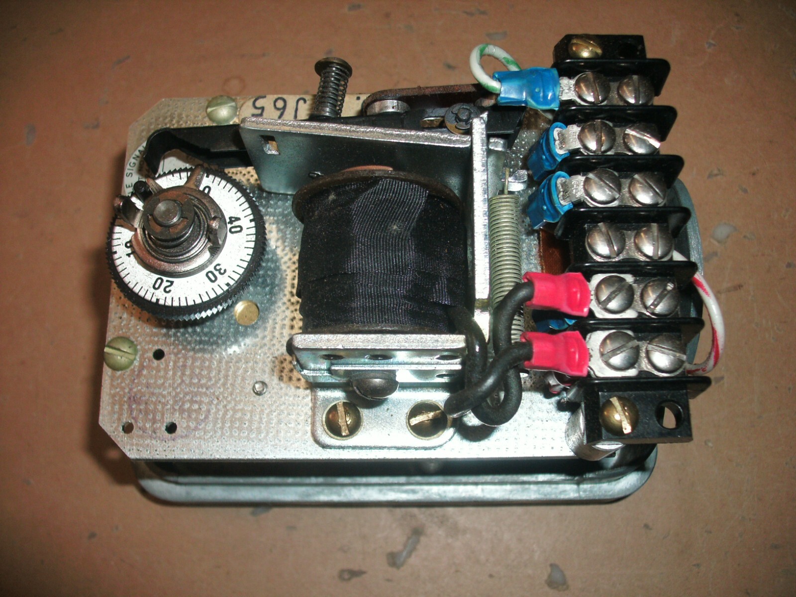 EAGLE SIGNAL TIMOFLEX HD32A621 04 55 SEC 115 VAC SKELETON UNIT – 12 AVAILABLE