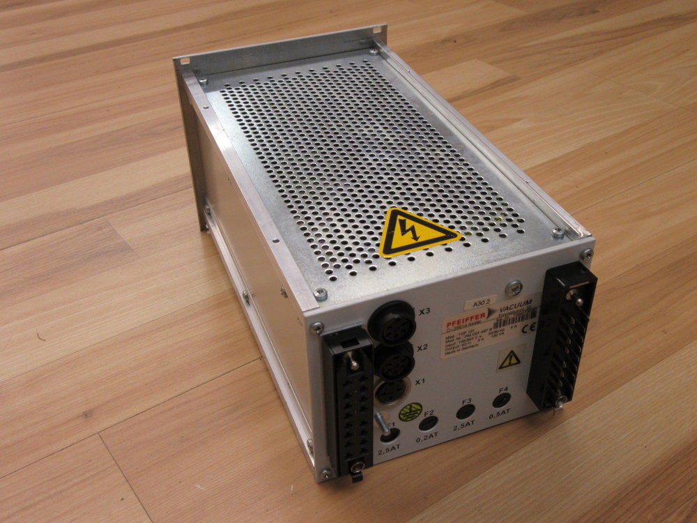 Pfeiffer Vacuum TCP-121 Vacuum Drive Unit TCP121