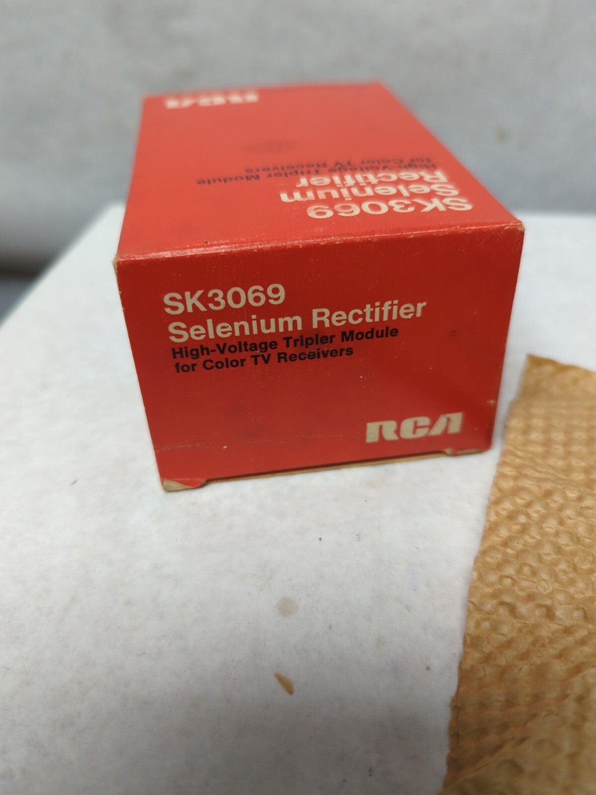 RCA,SK3069,SELENIUM RECTIFIER FOR HIGH VOLTAGE TRIPLE MODULE COLOR TV RECIEVERS