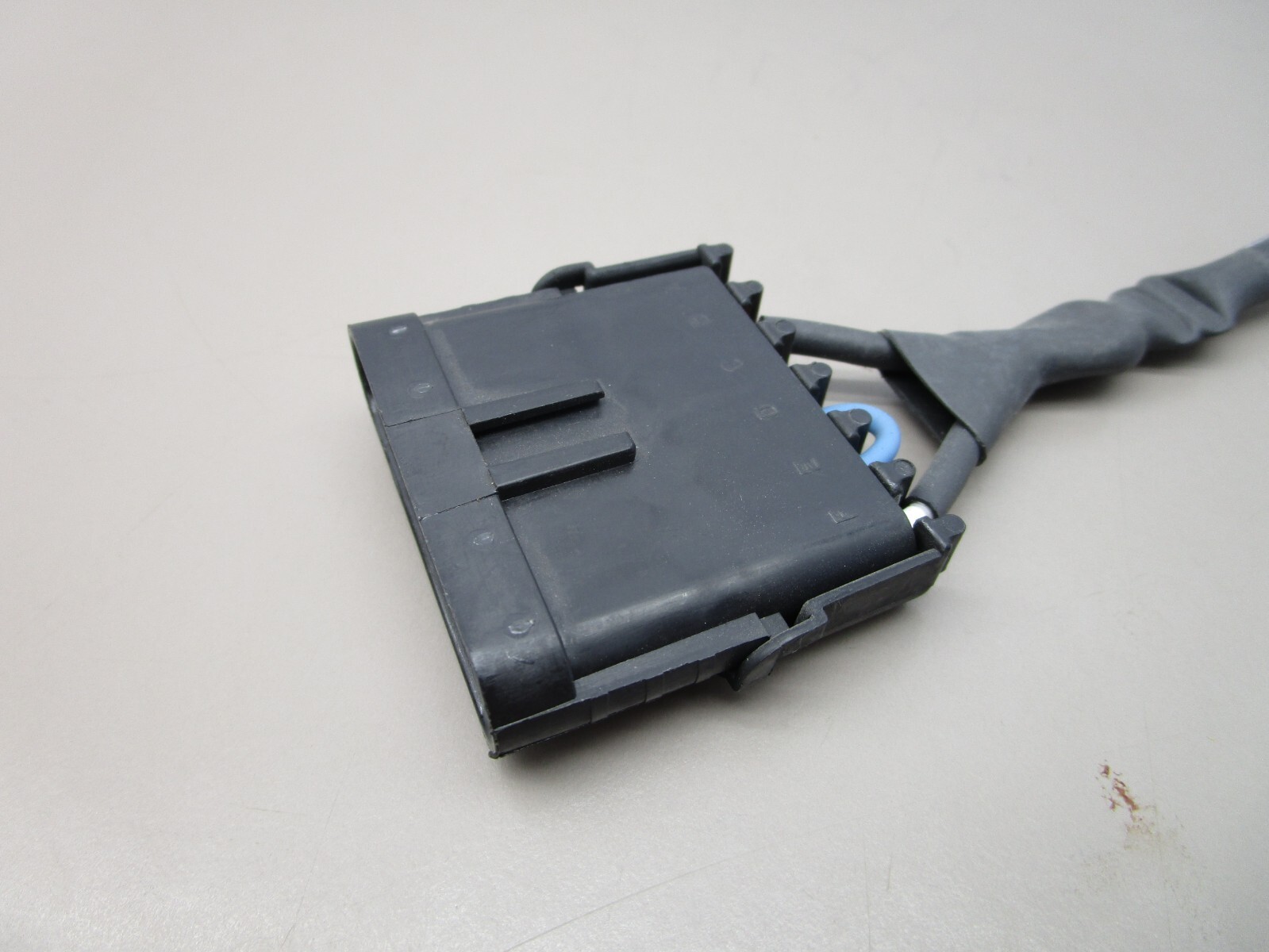 WMI 052643503 HAR003 Specialty Connector Assembly 6-Pin Weatherpack