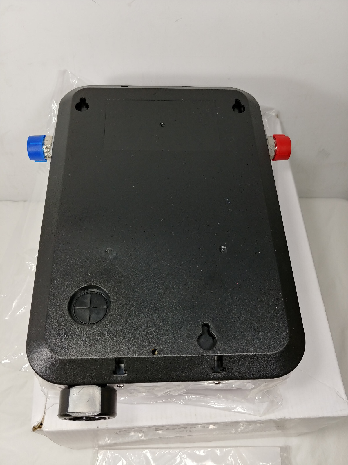 Eemax Pr011240 240Vac Electric Tankless Water Heater
