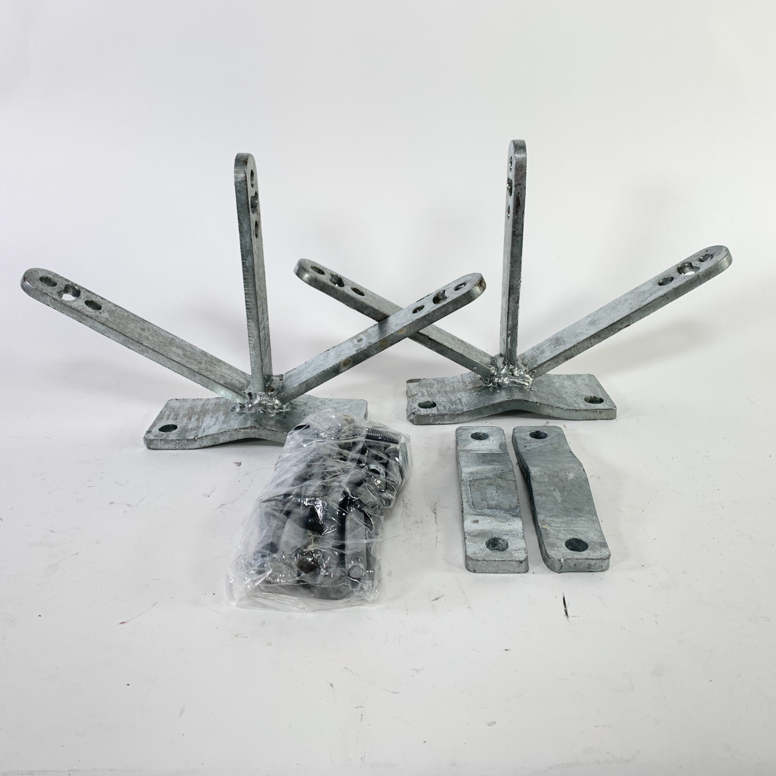 MTC M-TOW-3P-36 Tower Clamp Kit Galvanized