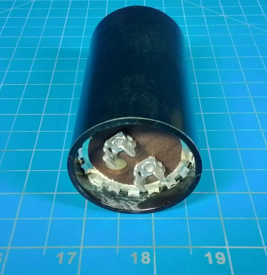 11026 Mars Replacement Motor Start Capacitor 110-125 Volt 540-648 MFD (Lot of 2)