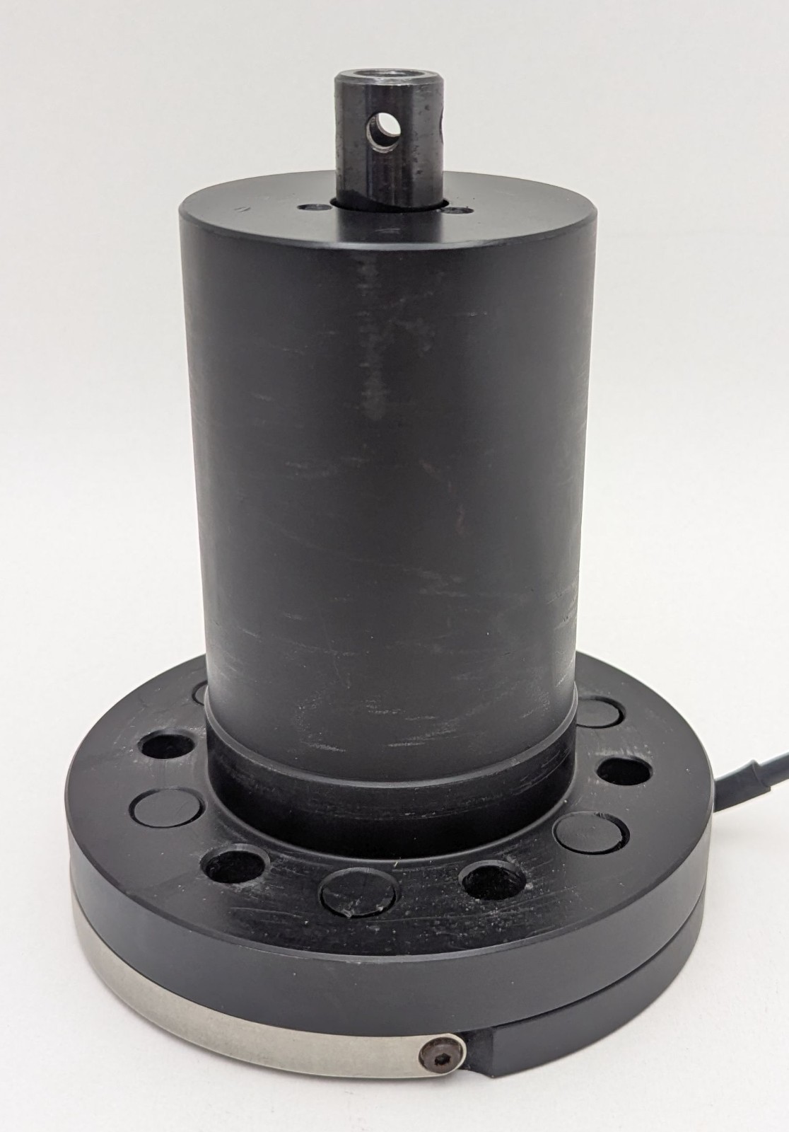 Instron 2525-804 Static Load Cell 10kN 2250lb Tension Compression 4400 5500 5800