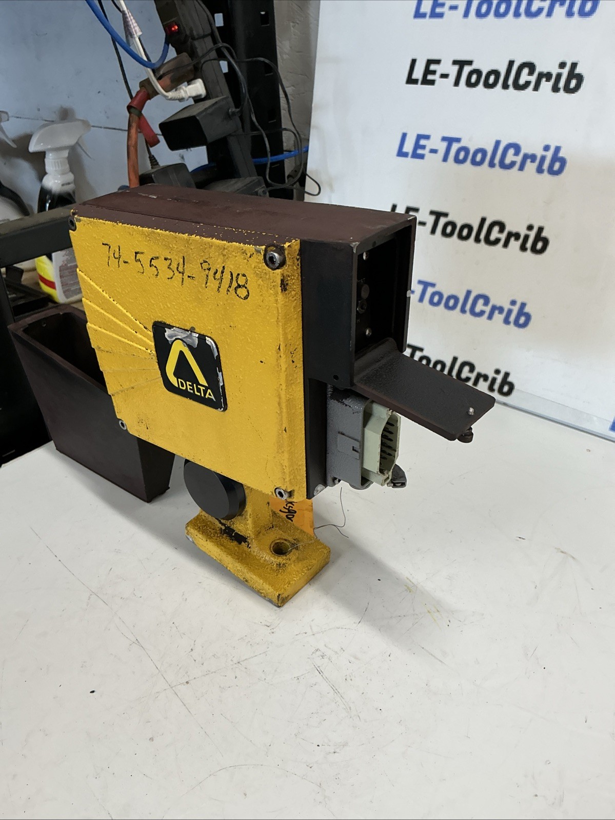 DELTA DC 3030L 110V 0.2A 60HZ AB-618S