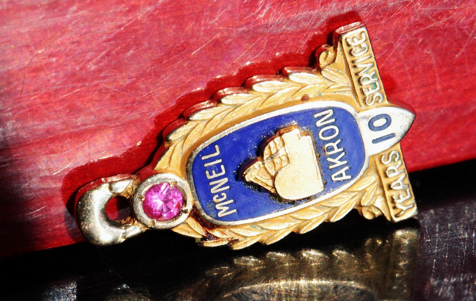 10k yellow gold service pendant McNeil NRM Inc 0.11ct ruby vintage 2.5gr scr2354