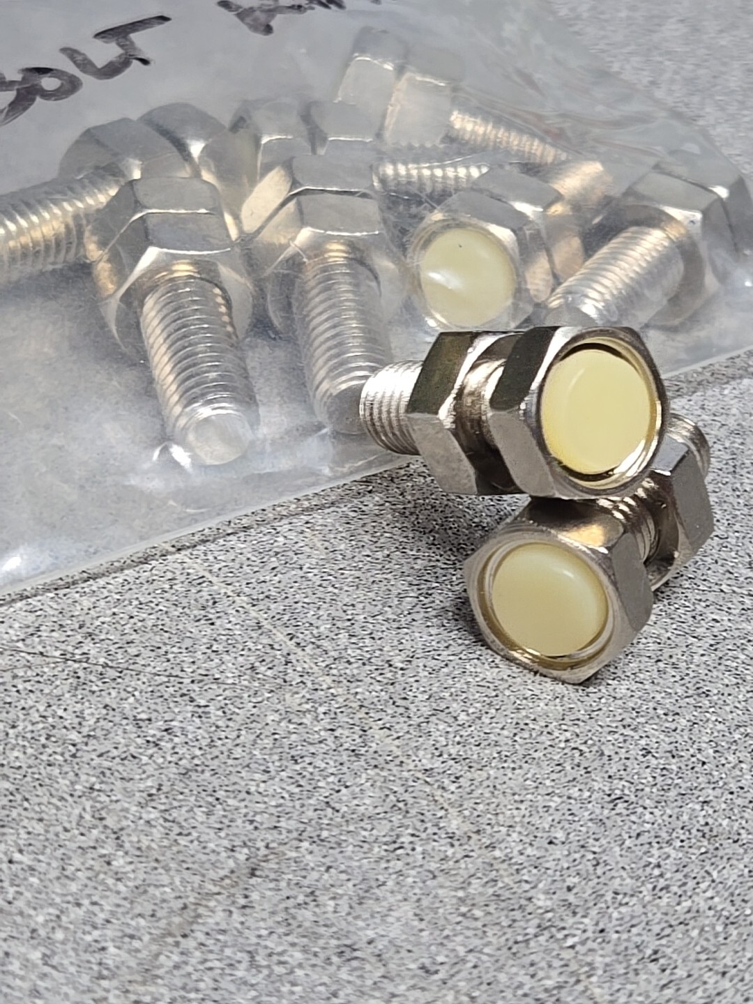 2pcs – MISUMI UST8-25 Stopper Bolt W/ Bumper 4137 Alloy M8-1.25x25mm (1F1)