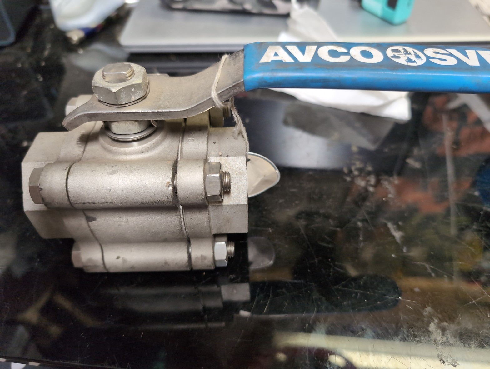 AVCO SVF R6 6666TT 1-1/2in Class 1000 CF8M Stainless Ball Valve NOS