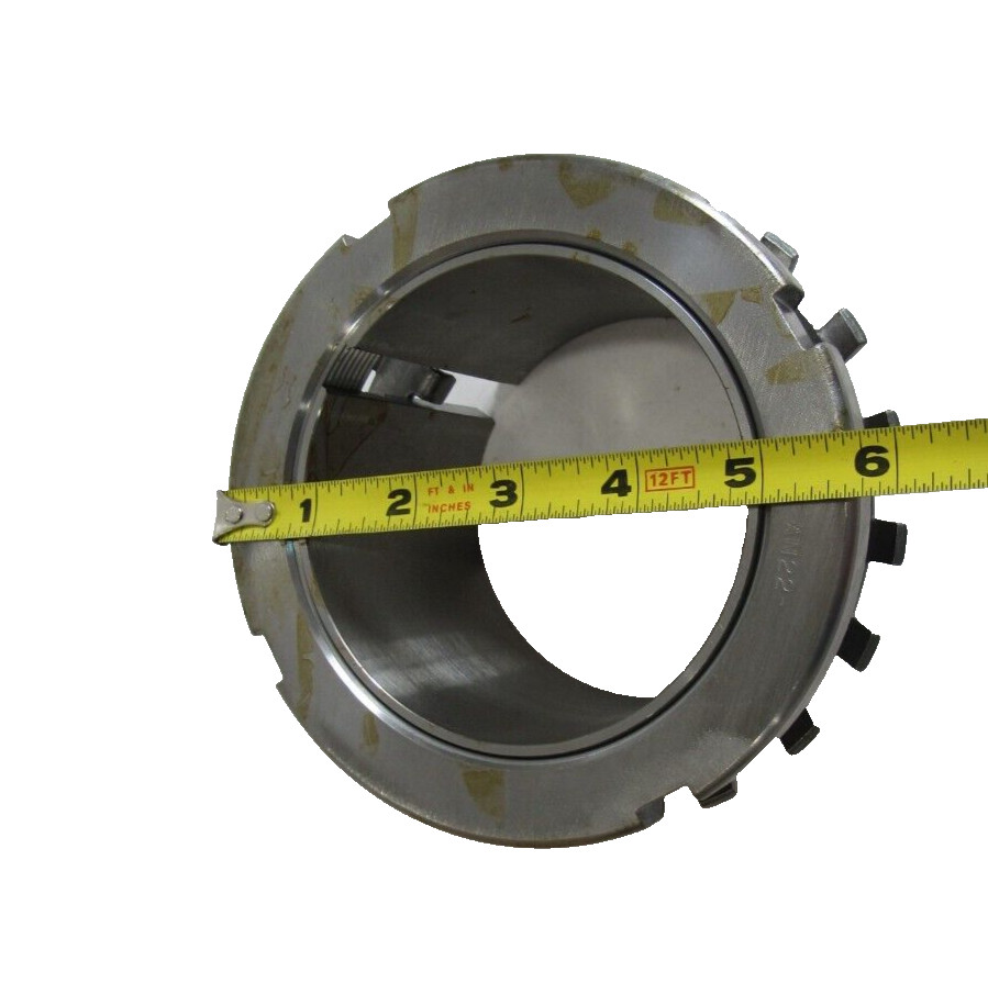 NEW STANDARD LOCKNUT 22X4 SNW ADAPTER SLEEVE
