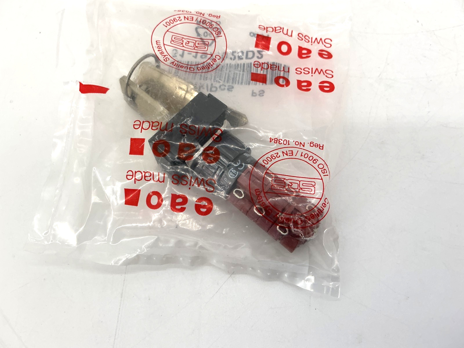New EAO 51-197.025D2 Ser 51 Keylock Switch 2POS 3NC+3NO 5A 250VAC