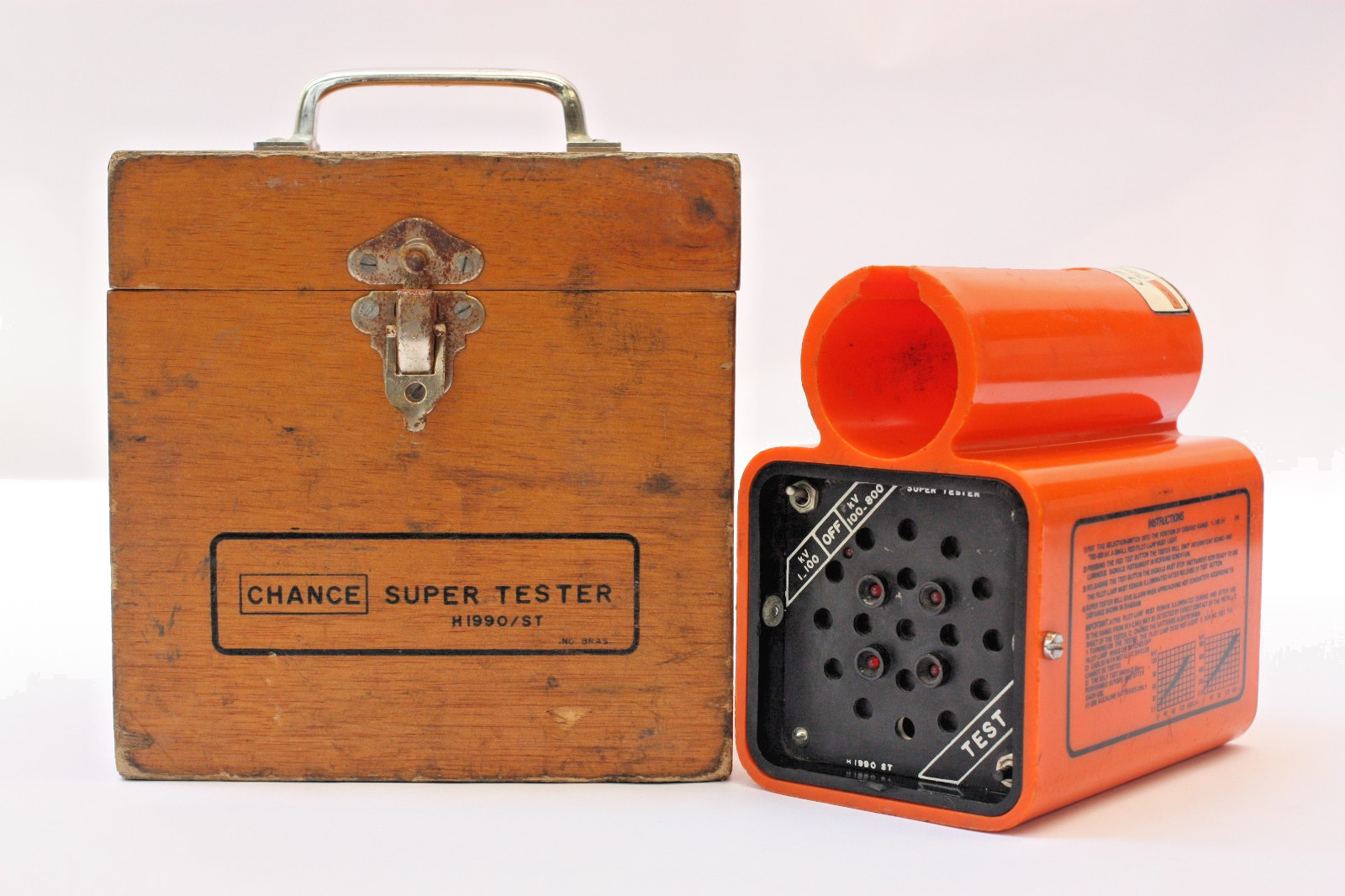 Ritz Hubbell Chance Super Tester H1990/ST CI-86 with Wooden Case & New Battery
