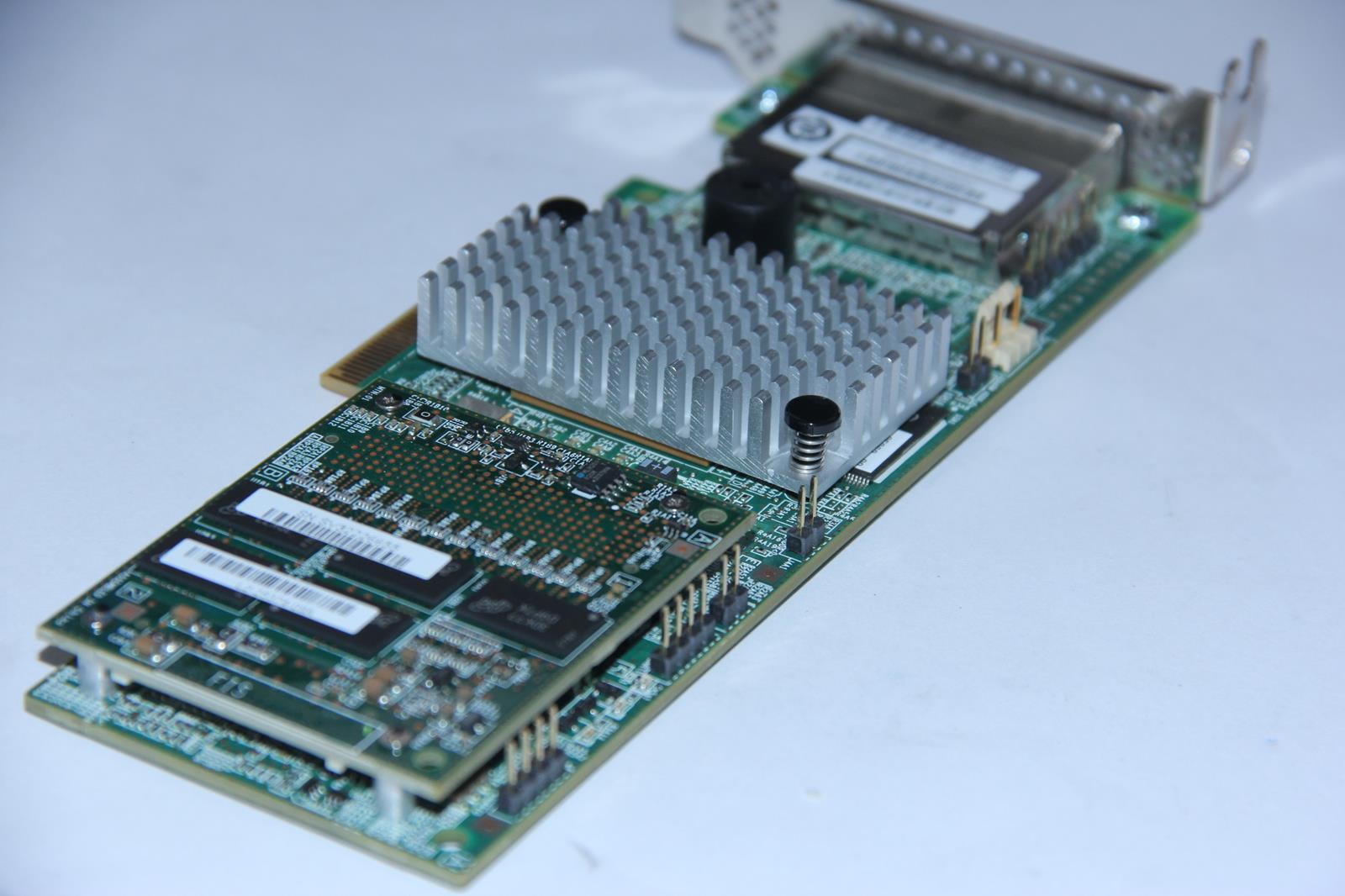 LSI MR SAS 9286-8E MegaRAID Controller with Low Profile Bracket