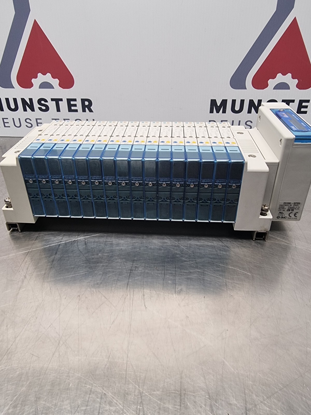 SMC EX260-SPR5 Profibus Module c/w 16 no. SY3A00-5UD1 Modules