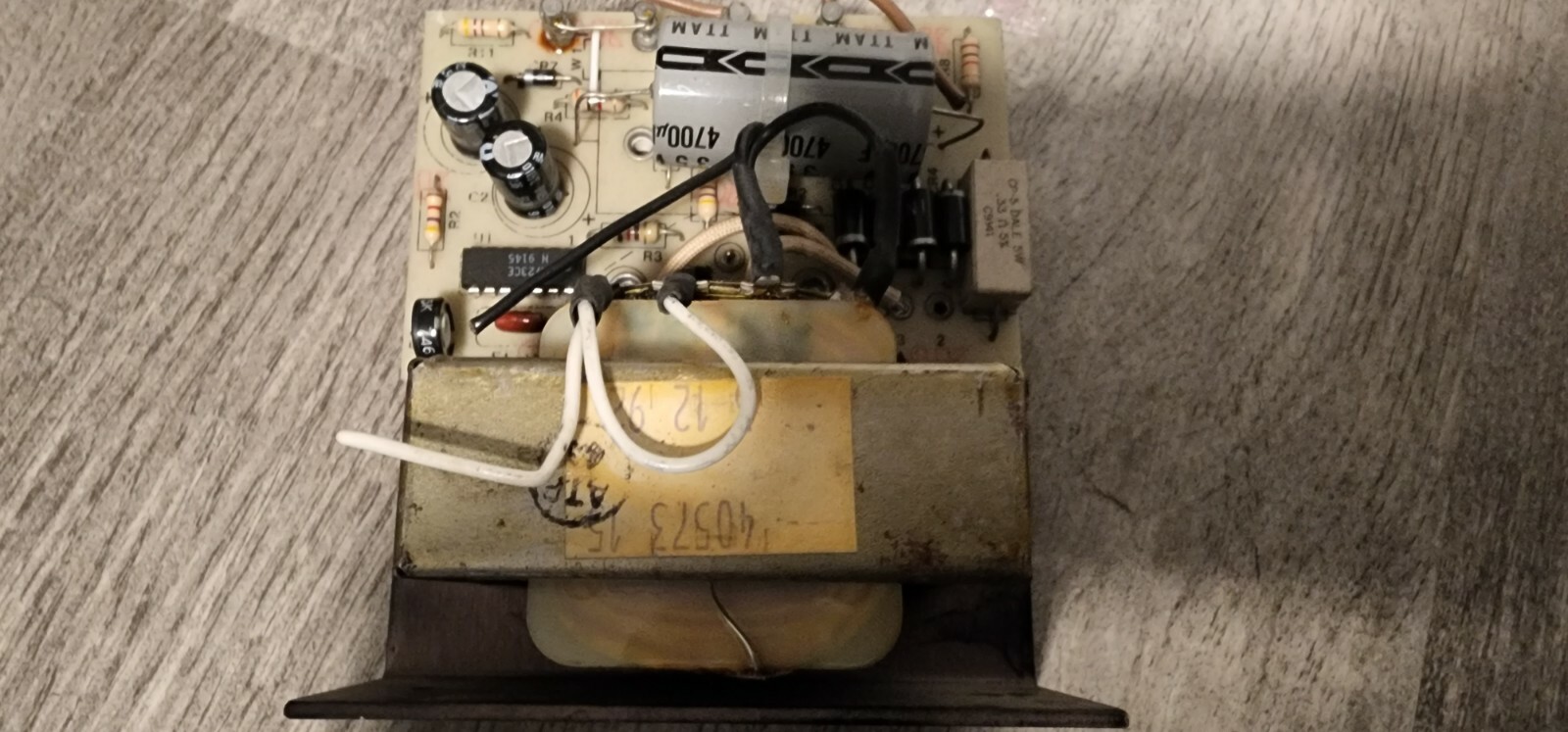 Elpac Power Systems 15V / 1.2A Power Supply, OLV 15-15