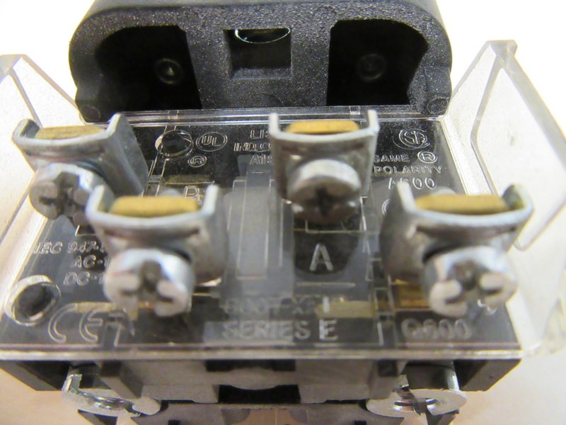 Allen Bradley 800T-FXTQH24RA1 Button 800TFXTQH24RA1