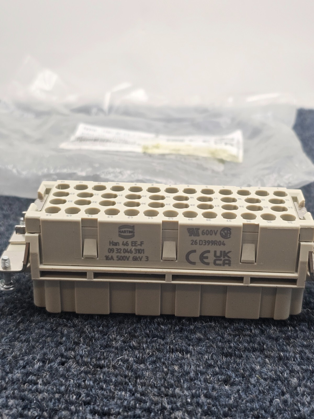 Harting 09320463101: HAN46EE-F-C Rectangular Connector 16A 500V 6kV 3