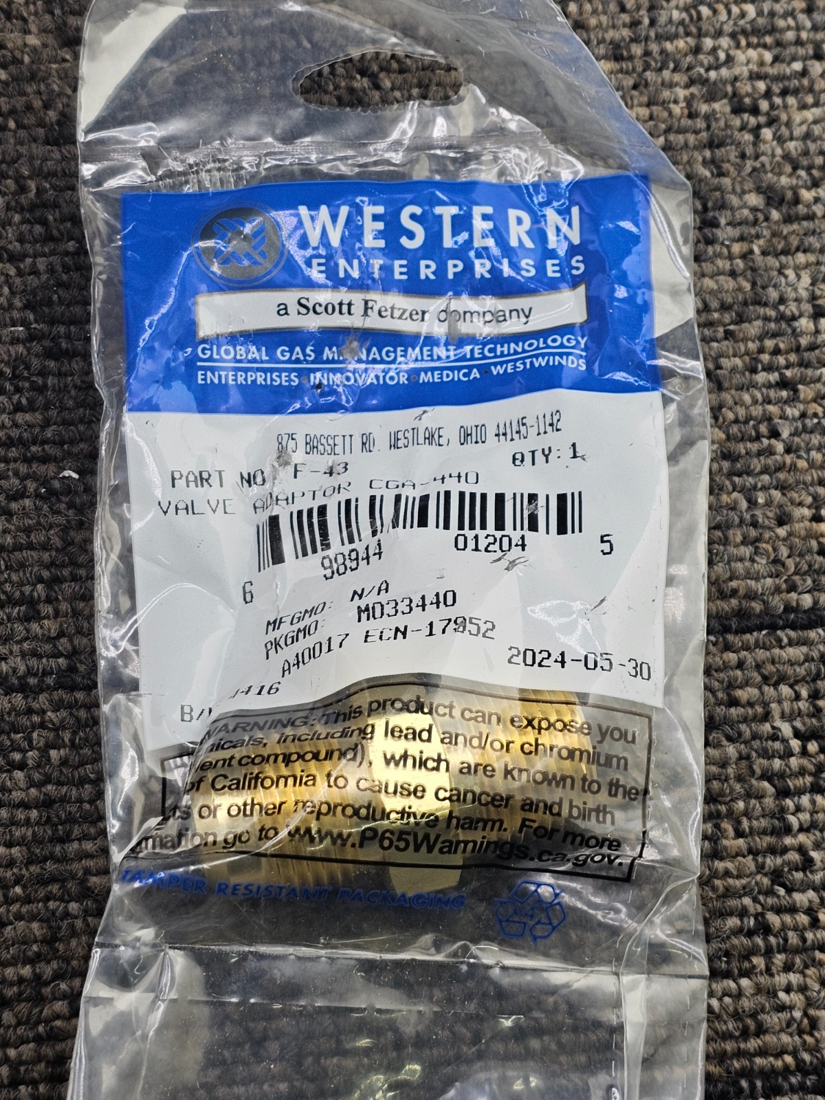 Western Enterprises F-43 Brass SAE Flare Adapter CGA-440 to 1/2″ NPT Male