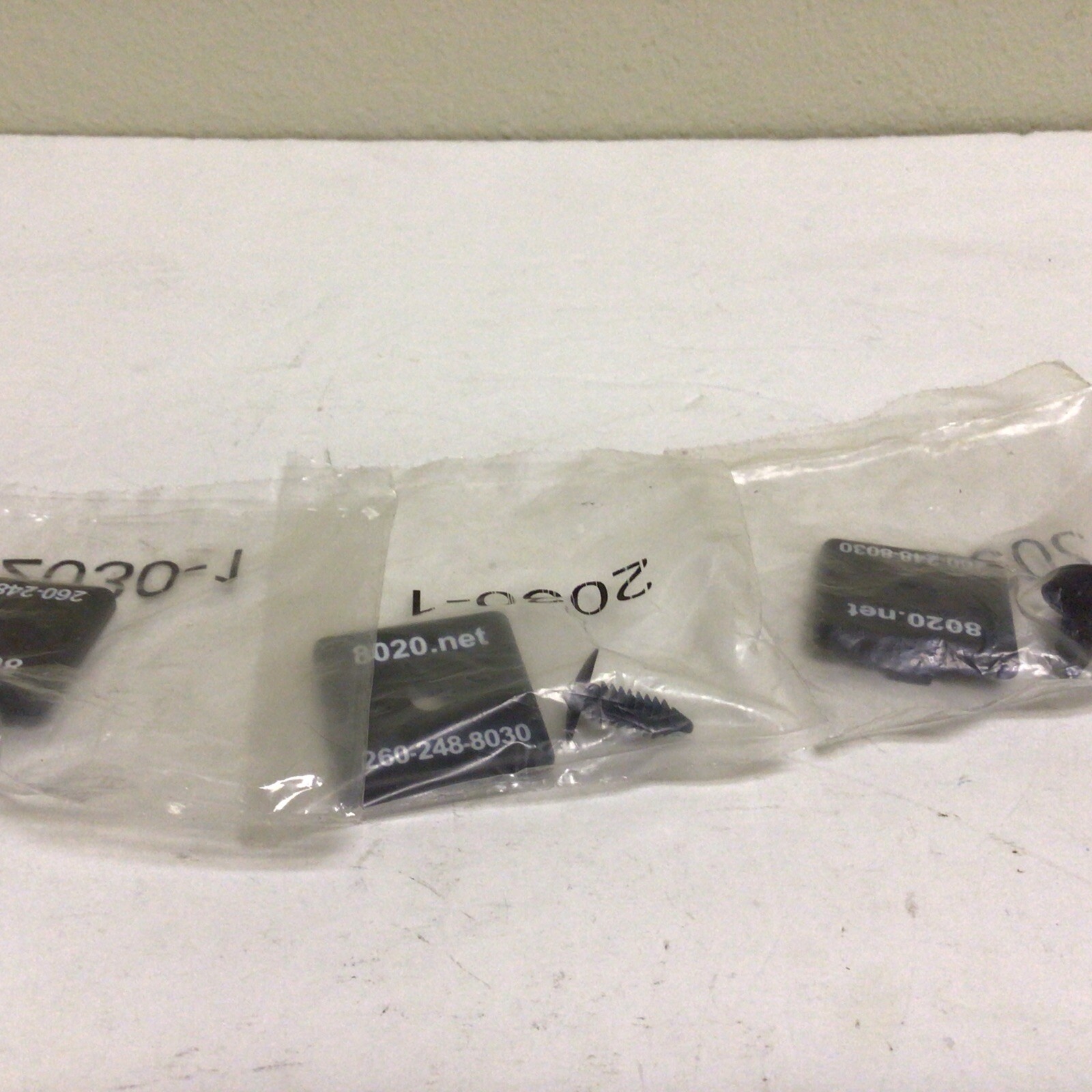 NEW, (LOT OF 3) 8020.NET 260-248-8030 FLANGE MOUNT END CAP NSNP, FREE SHIPPING