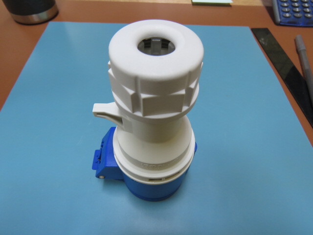 PCE PCE 214 Qty of 4 per Lot INDUSTRIAL POWER PLUG, SER B, TYPE 214 – 16A-6h 22