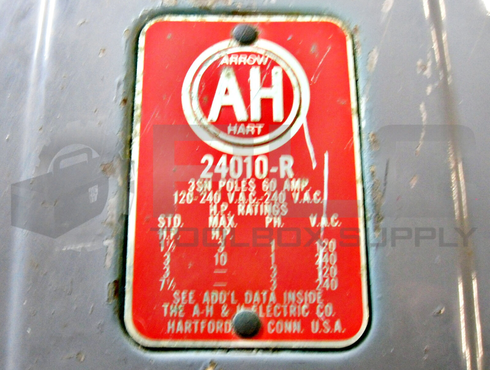 ARROW H & H ELEC. CO. 24010-251 ENCLOSED SWITCH 60AMP 120-240AC 24010