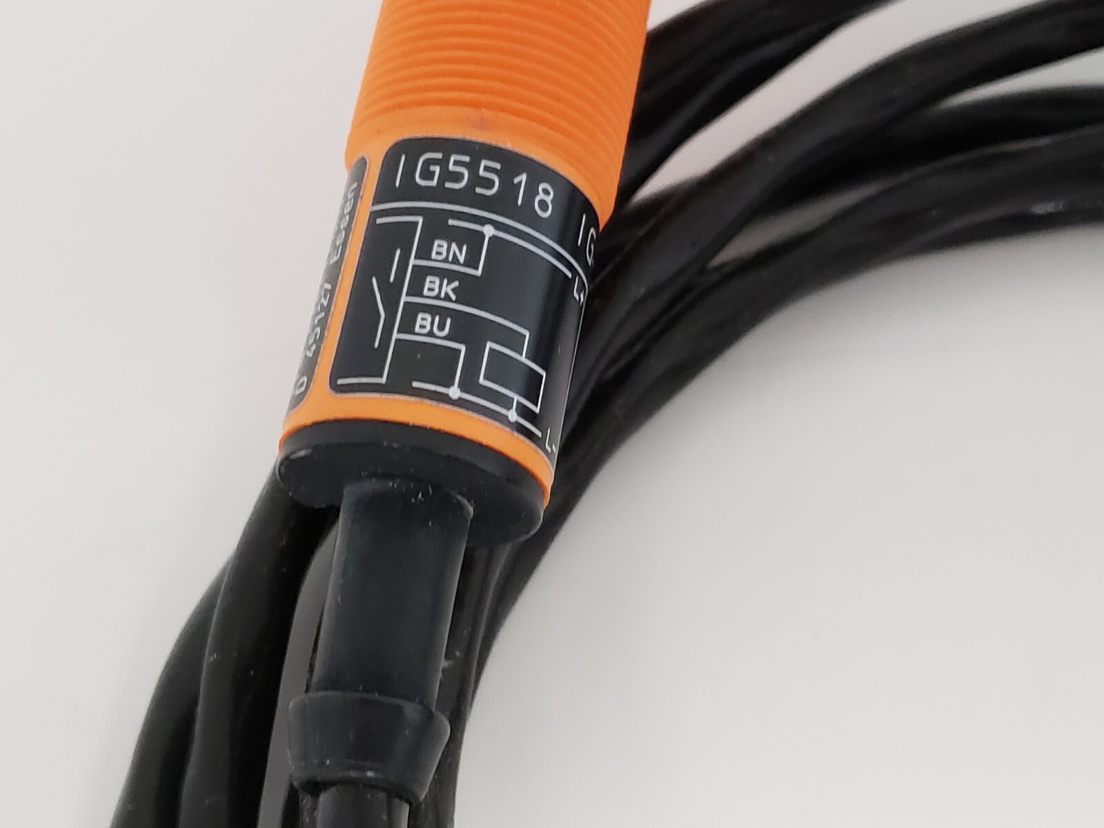IFM ELECTRONIC IG-3005-BPKG INDUCTIVE PROXIMITY SWITCH 10-36V DC (IG5518) NNB