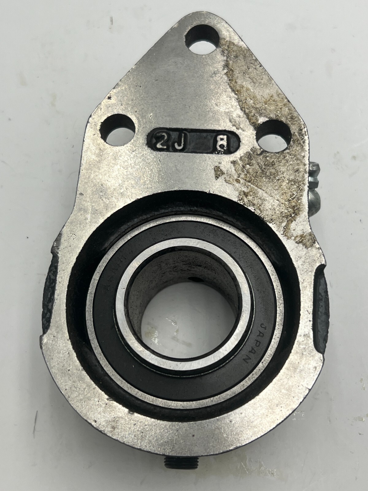 AMI FB206-02 HOUSING UNIT W/ UC206-20 BEARING 2J B