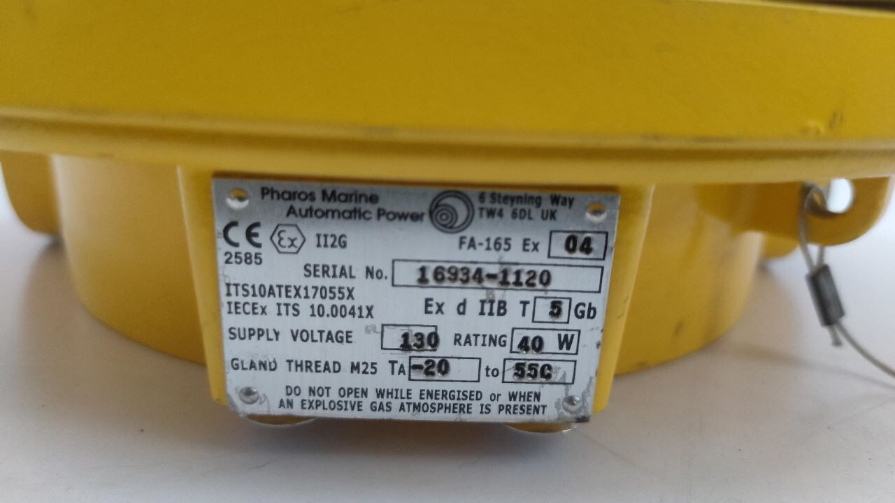 PHAROS MARINE FA-165EX 04 HELIDECK STATUS LIGHT REPEATER 165EX7W2D4H10 #2