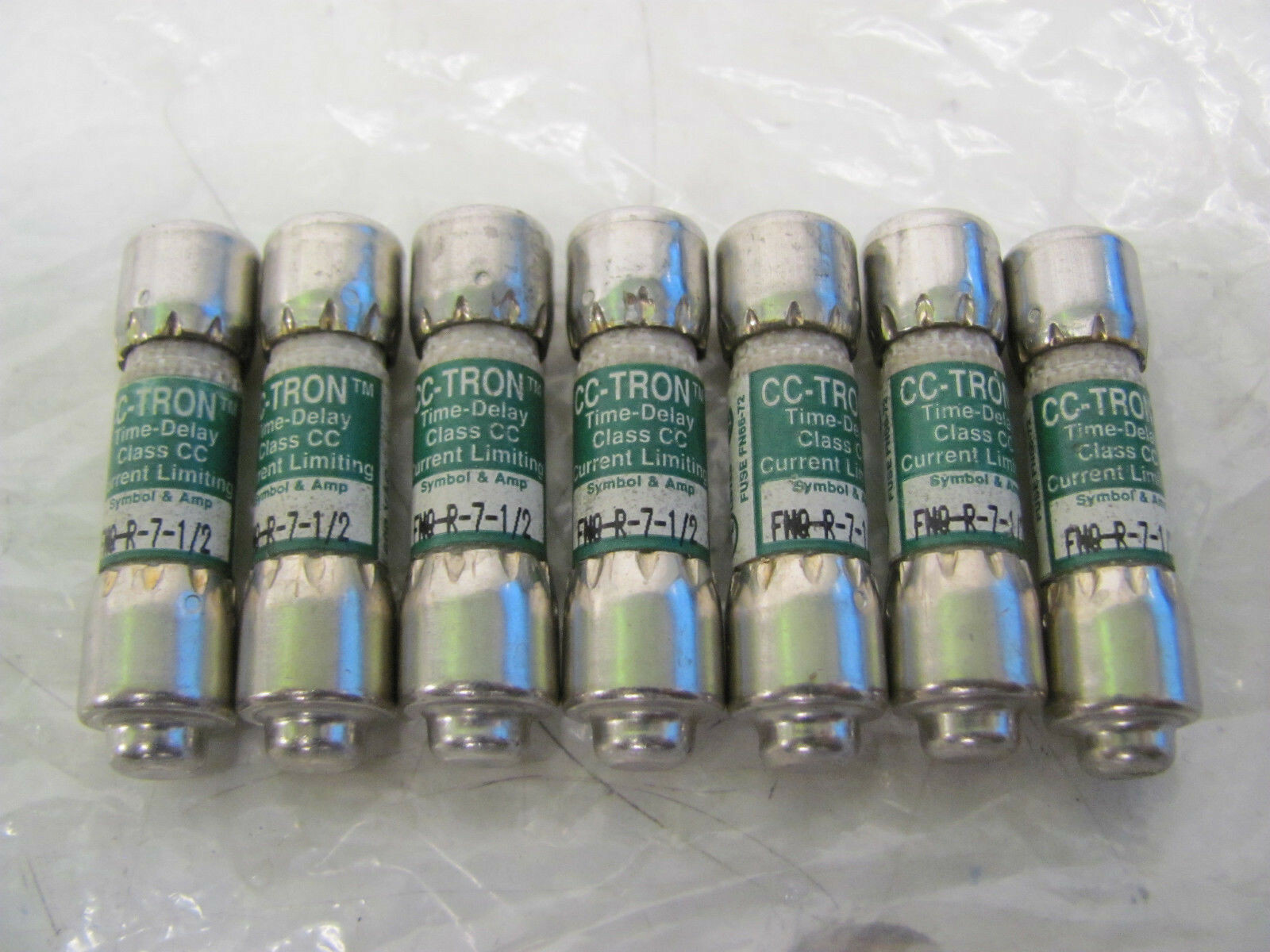 LOT OF 6 CC-TRON TIME DELAY FUSES FNQ-R-7-1/2 600VAC 7-1/2A