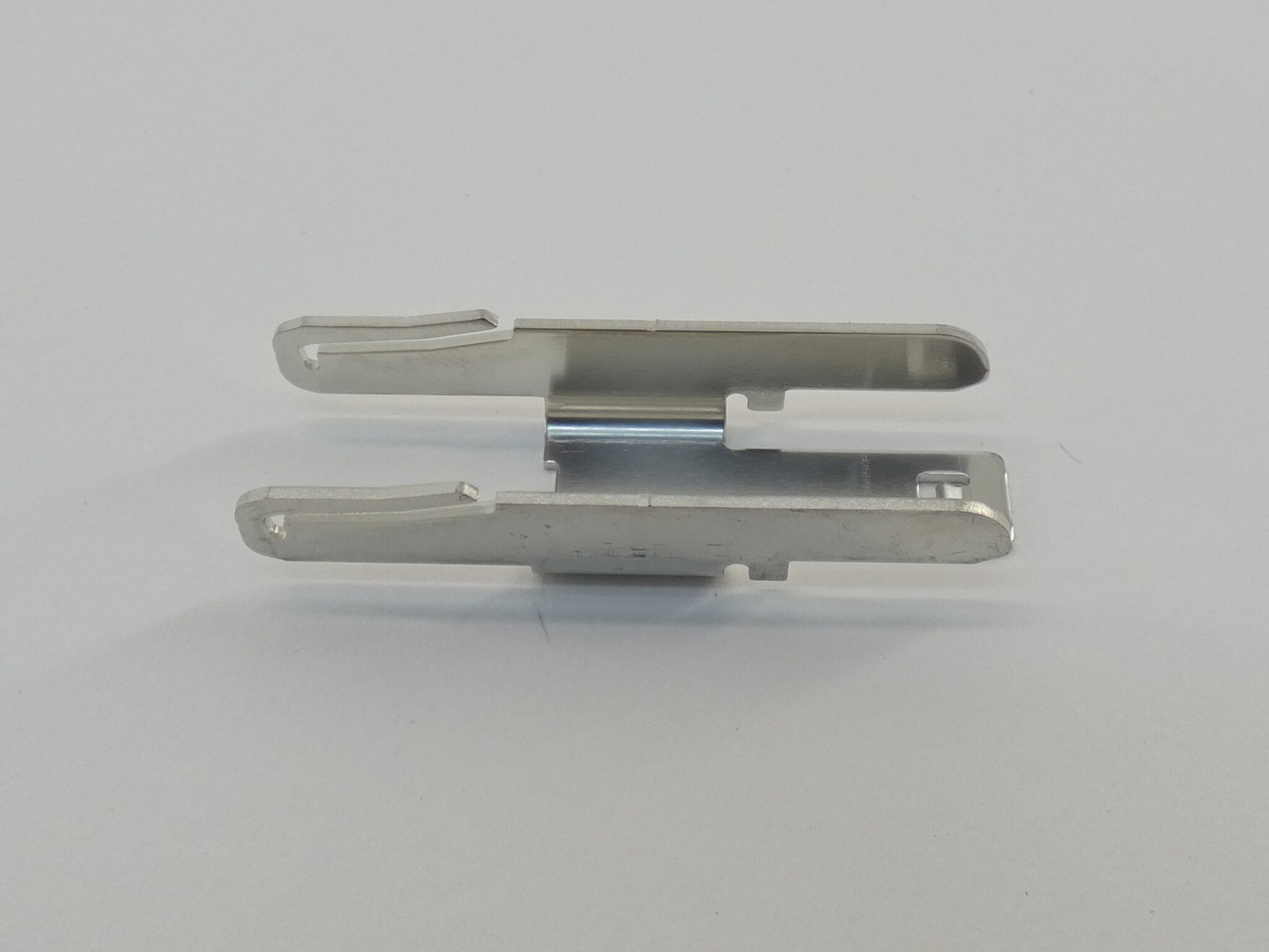 *Lot of 18* Siemens 6ES7 193-4GA00-0AA0 Shield Contacts – NEW Surplus!