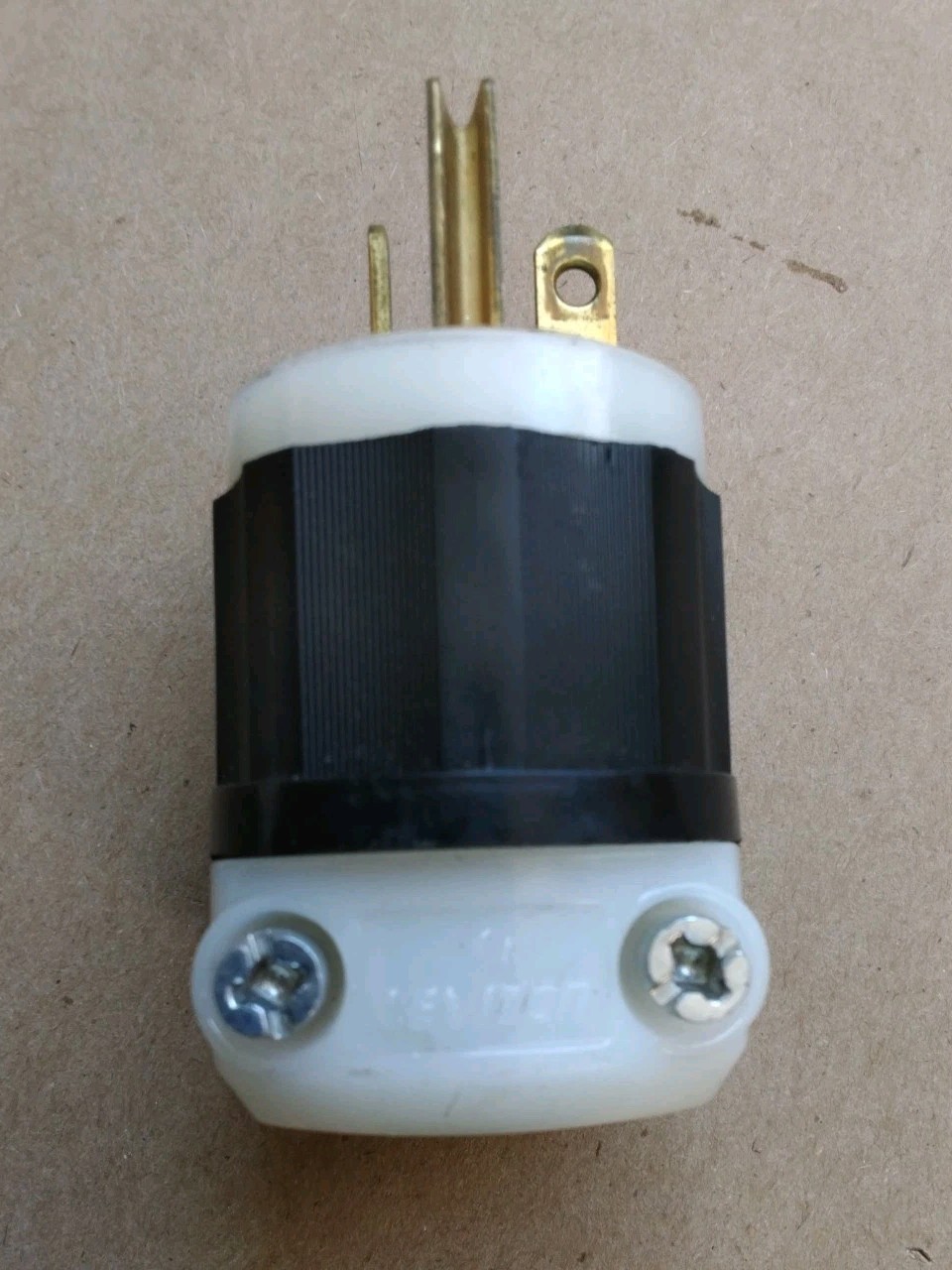 Leviton Connector Plug Receptacle 5366-C 15A -125V #4027L4IAC