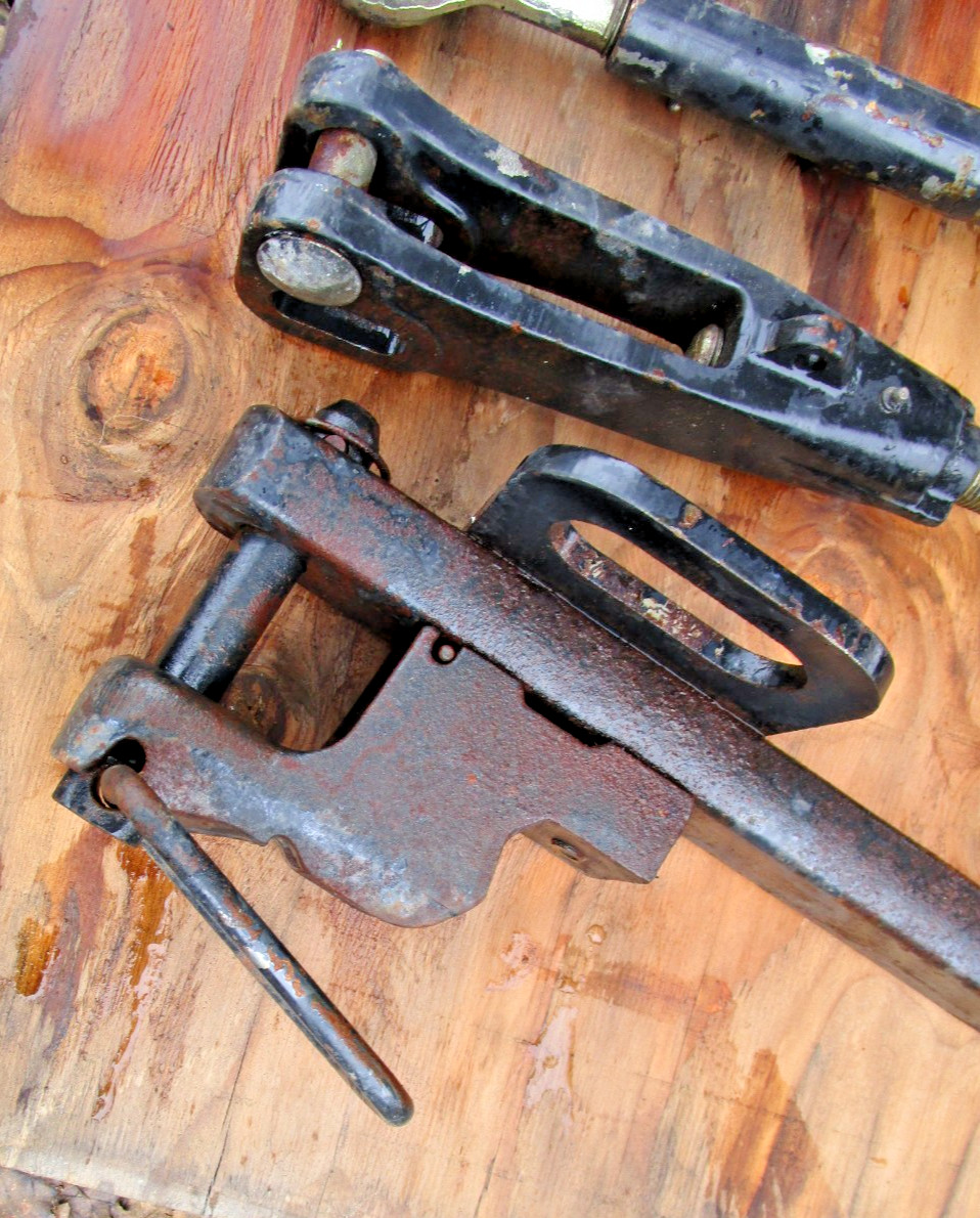 3 Point Lift Arms and Drop Pin Drawbar For Category 3 Tractor 80 -225 HP