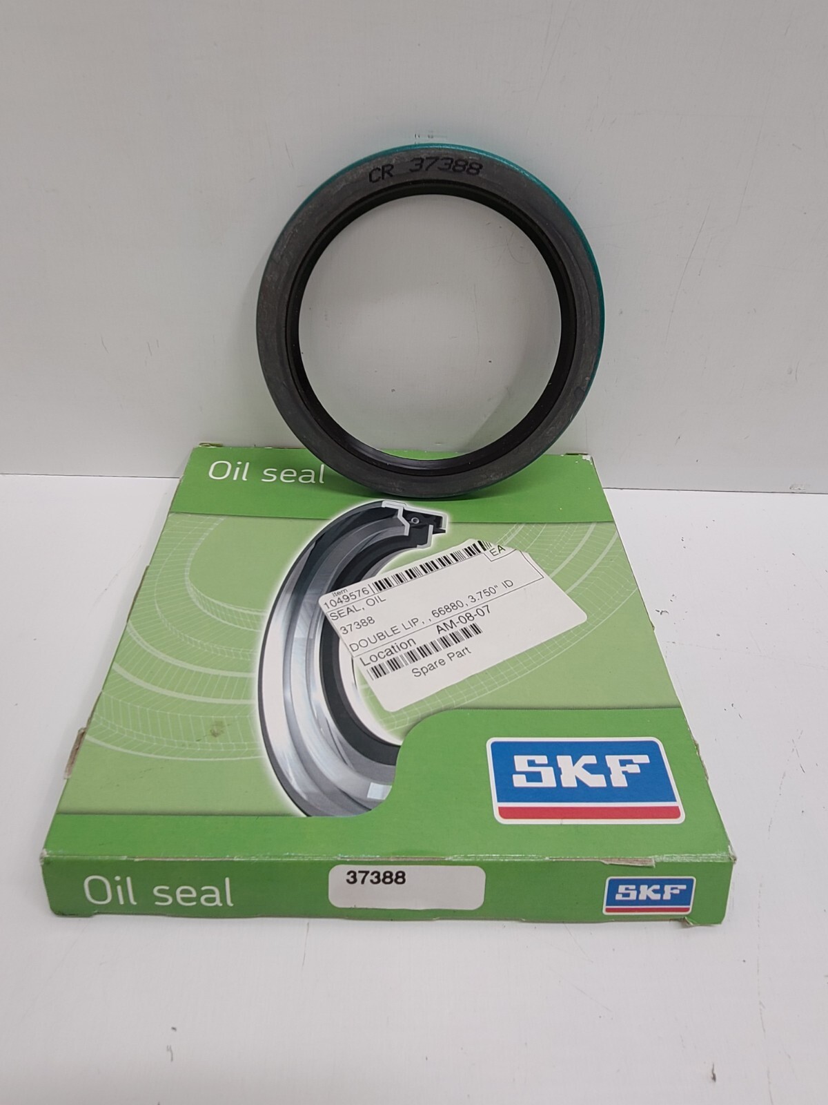 NEW IN BOX! SKF JOINT RADIAL OIL SEAL 37388