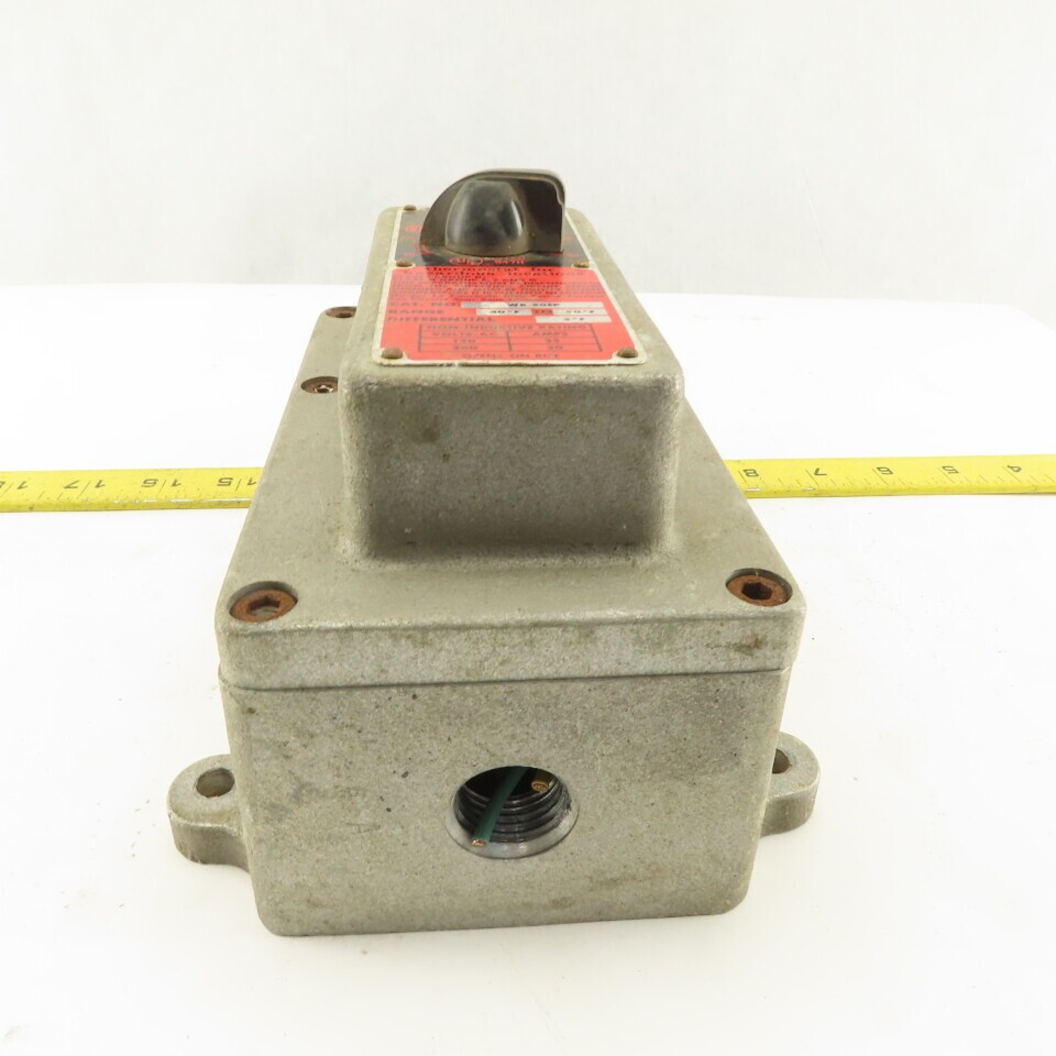 Edwin Wiegand WR-80EP Hazardous Location Thermostat 40-¦F to 90-¦F