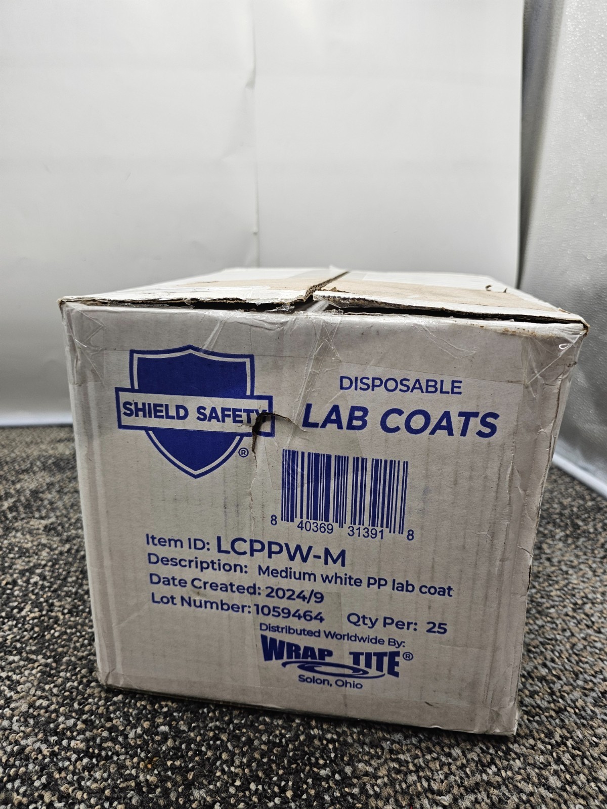 (QTY 25) Wrap Tite LCPPW-M: White 25G PP Lab Coat, Disposable Medium Lab Coat