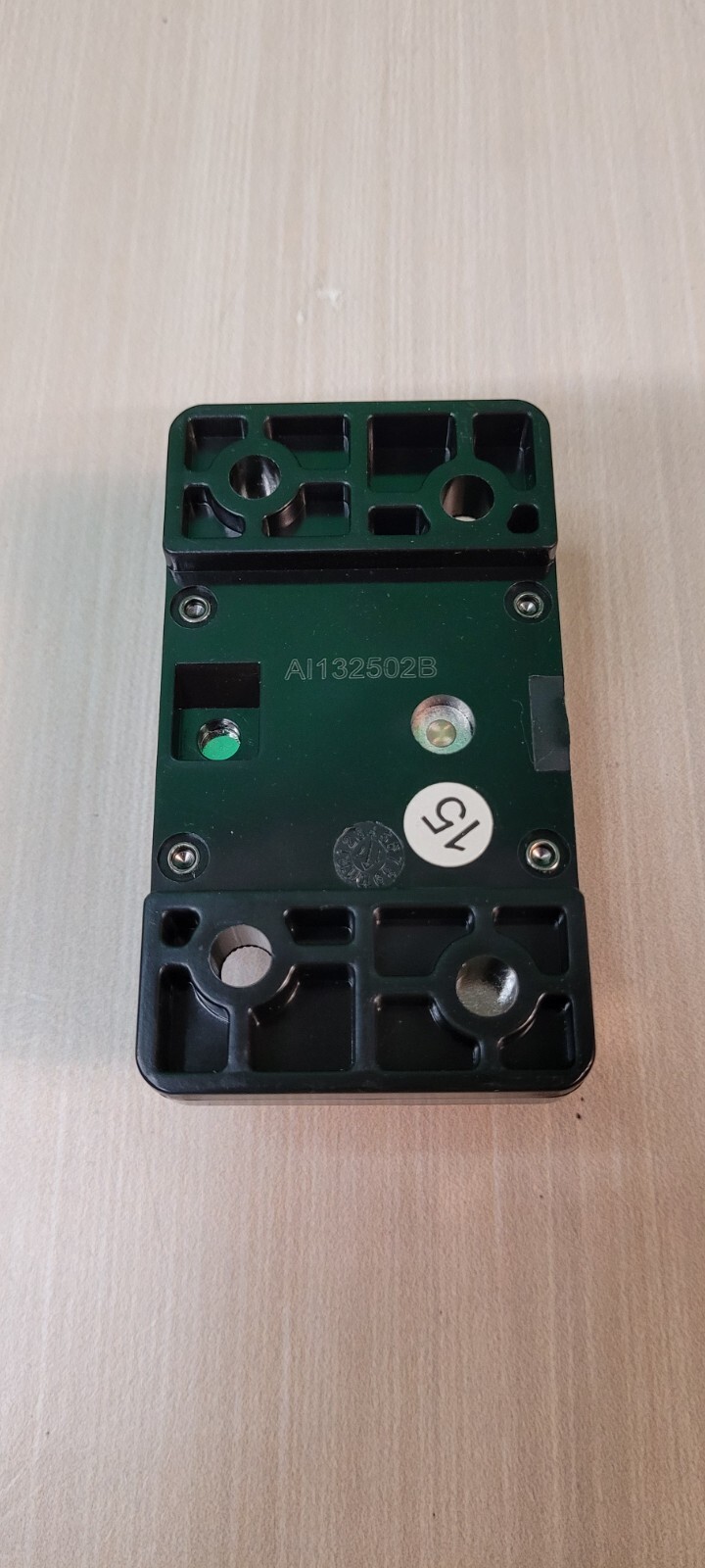 POLLAK CIRCUIT BREAKER, SURFACE MOUNT, 250 AMP, PLASTIC, TYPE ILL – 54-876PLP