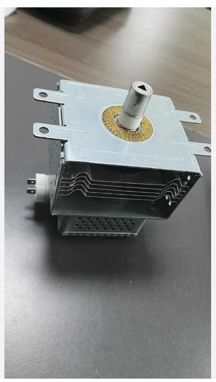 2M261-M1 Magnetron 2M261-M1